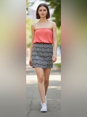 Trixxi Strapless Coral and Black Patterned Dress